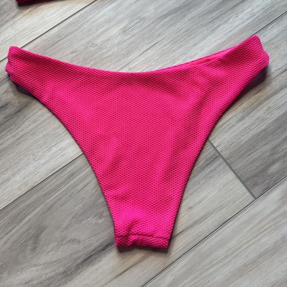 Zyia Fuchsia Maren Bikini - Picture 4 of 7